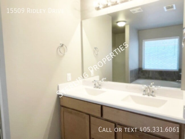 Building Photo - 15509 Ridley Dr