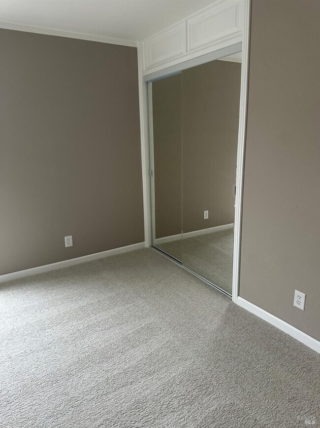 Building Photo - 2601 Sinclair Ave