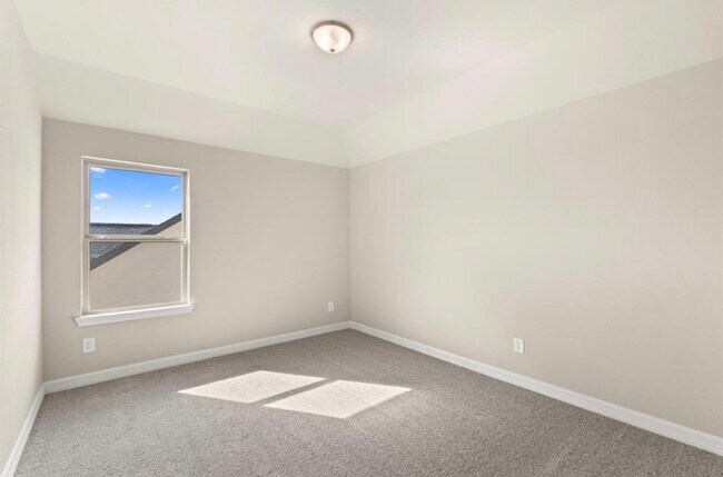 Building Photo - 2912 Clf Rdg Ln