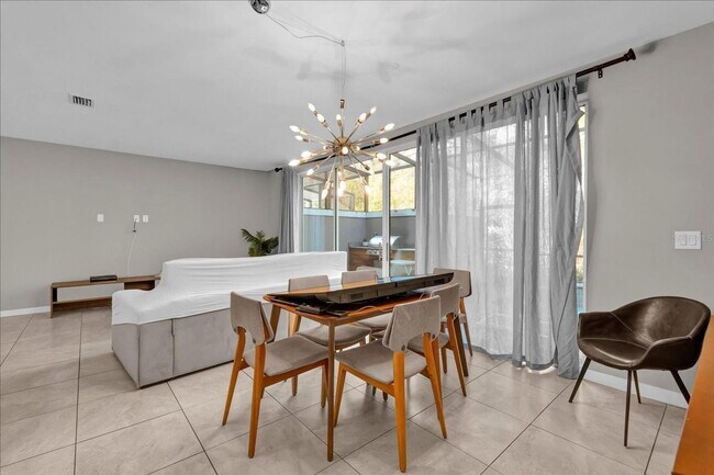 Building Photo - 4457 Le Reve Ct
