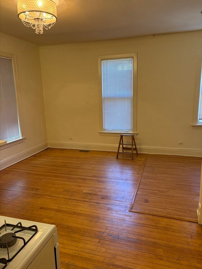 Building Photo - 524 Washington Blvd