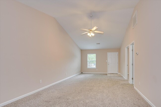 Building Photo - 616 Brook Trail