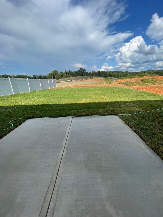 Building Photo - 8711 Yellow Aster Rd