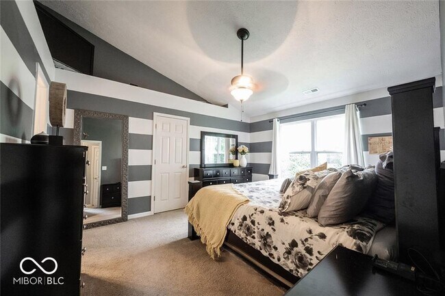 Building Photo - 9960 S Redmond Ct