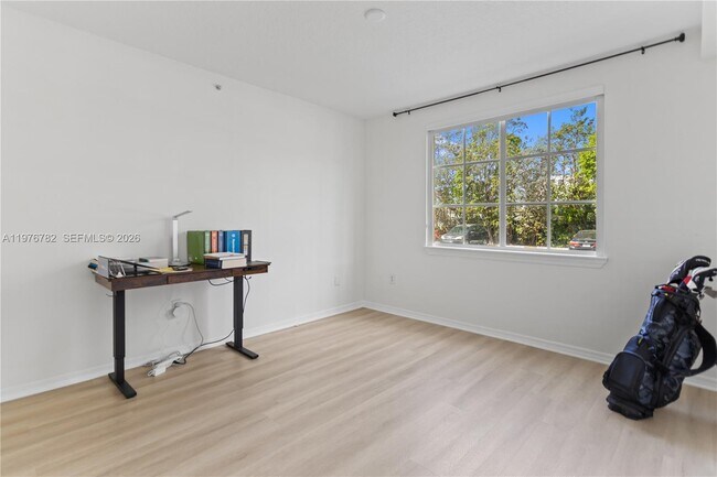 Building Photo - 6851 SW 44th St