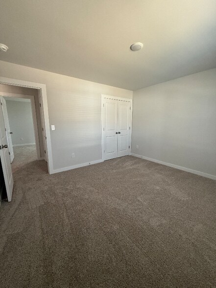 Building Photo - 9957 Mnr Vis Trl