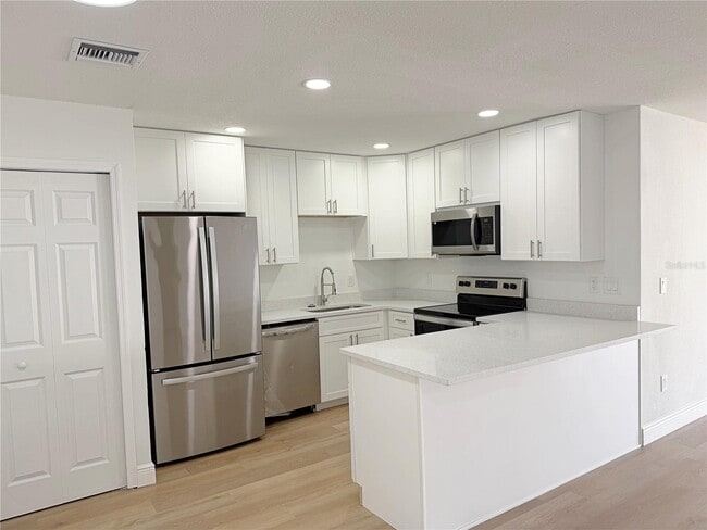 Building Photo - 11036 Greenline Way