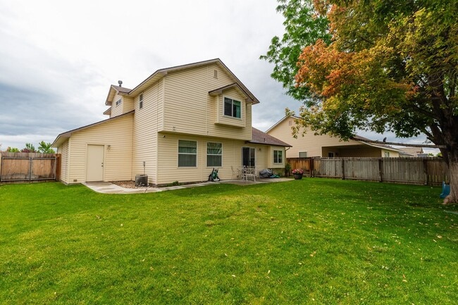 Building Photo - Just listed home for rent!