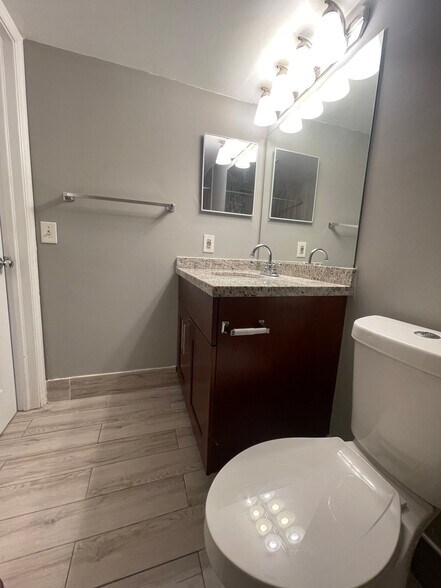 Building Photo - 5200 NW 33rd St