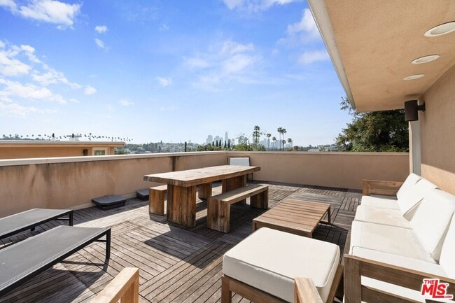 Building Photo - 1902 Liberty Ct