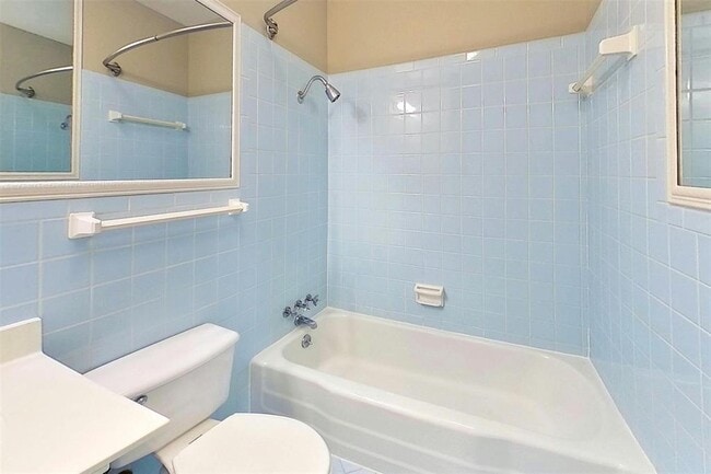 Building Photo - 8301 Franwood Ln