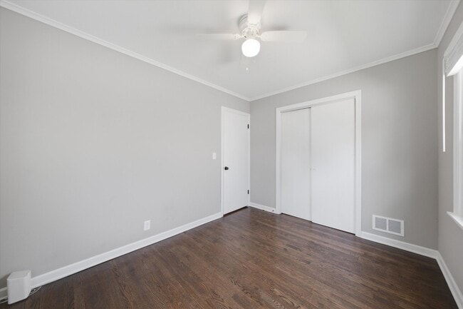 Building Photo - 1349 Perry St