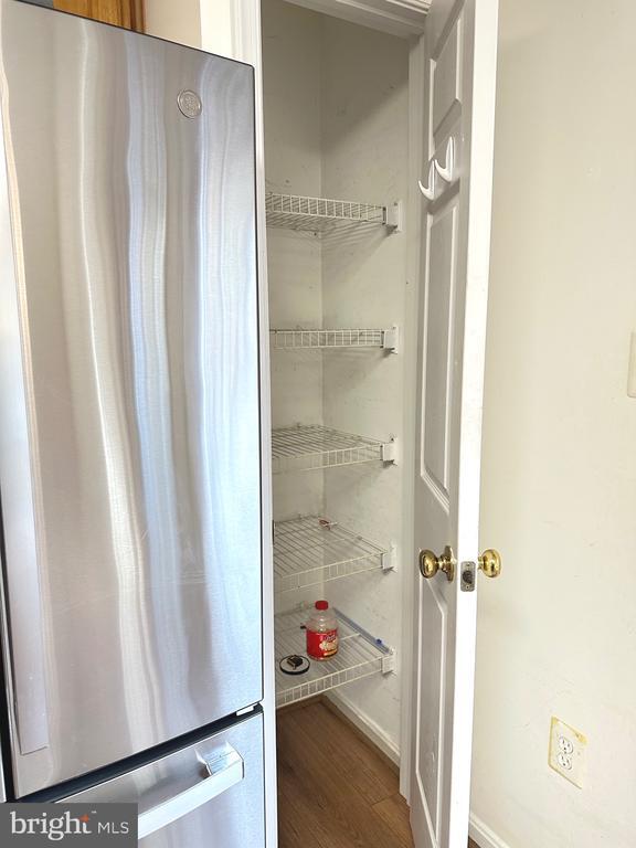 Building Photo - 20408 River Bank St