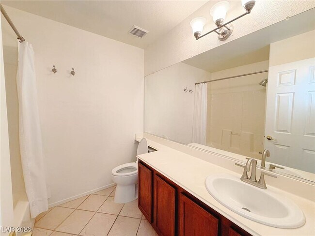 Building Photo - 161 Swale Ln