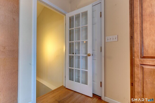 Building Photo - 46 Samuel Ln