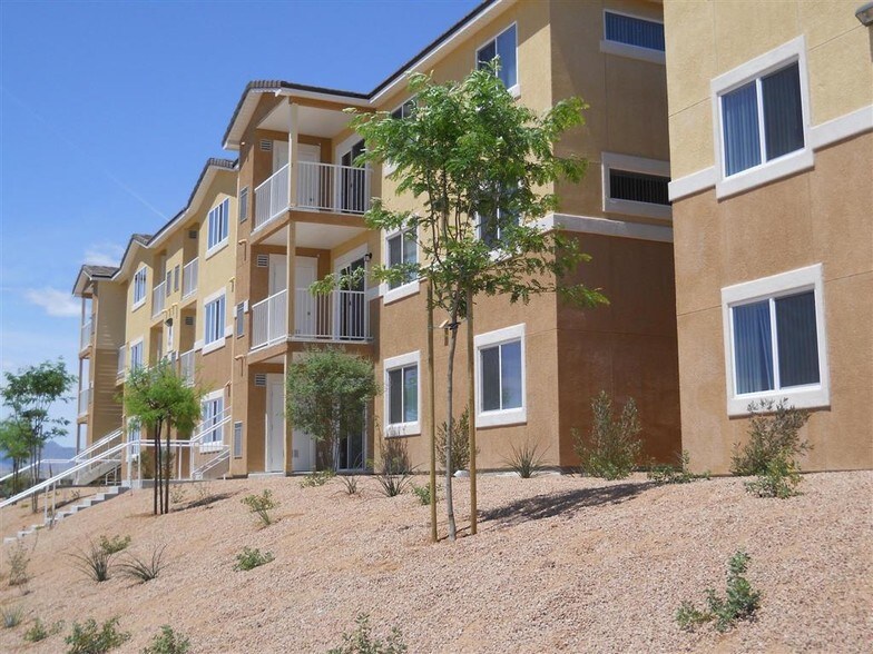 VISTA CREEK 2220 Cougar Dr Laughlin NV 89029 Apartment Finder