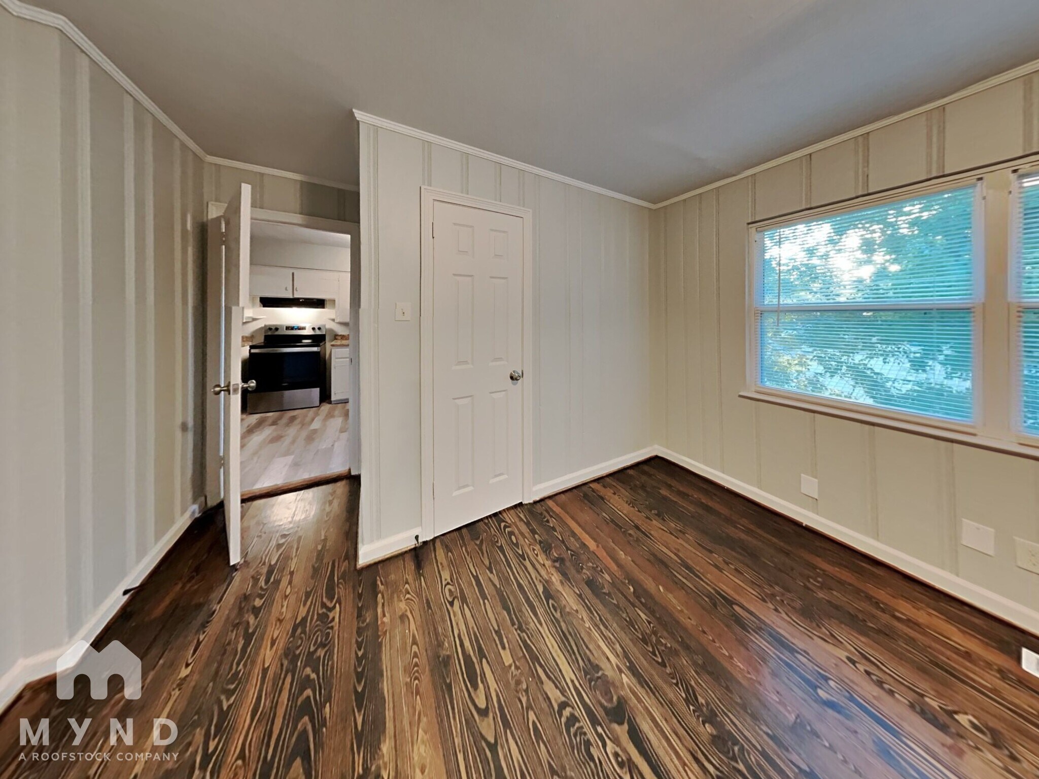 Building Photo - 3420 Avenue Q