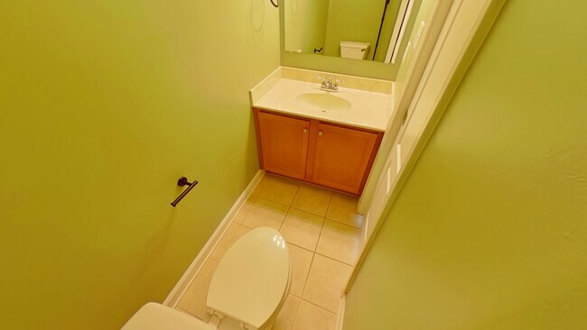 Building Photo - 622 Thorncliff Dr