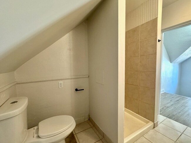 Building Photo - 301 W McMillan St