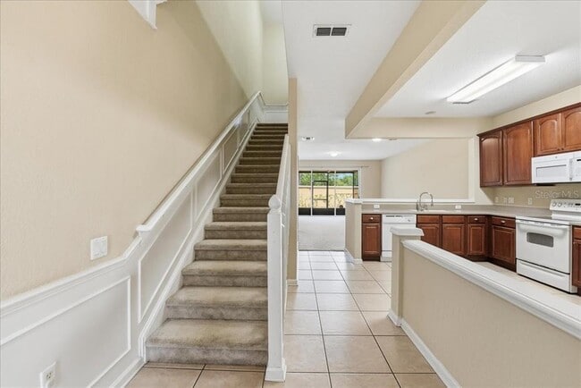 Building Photo - 2837 Villafuerte Point