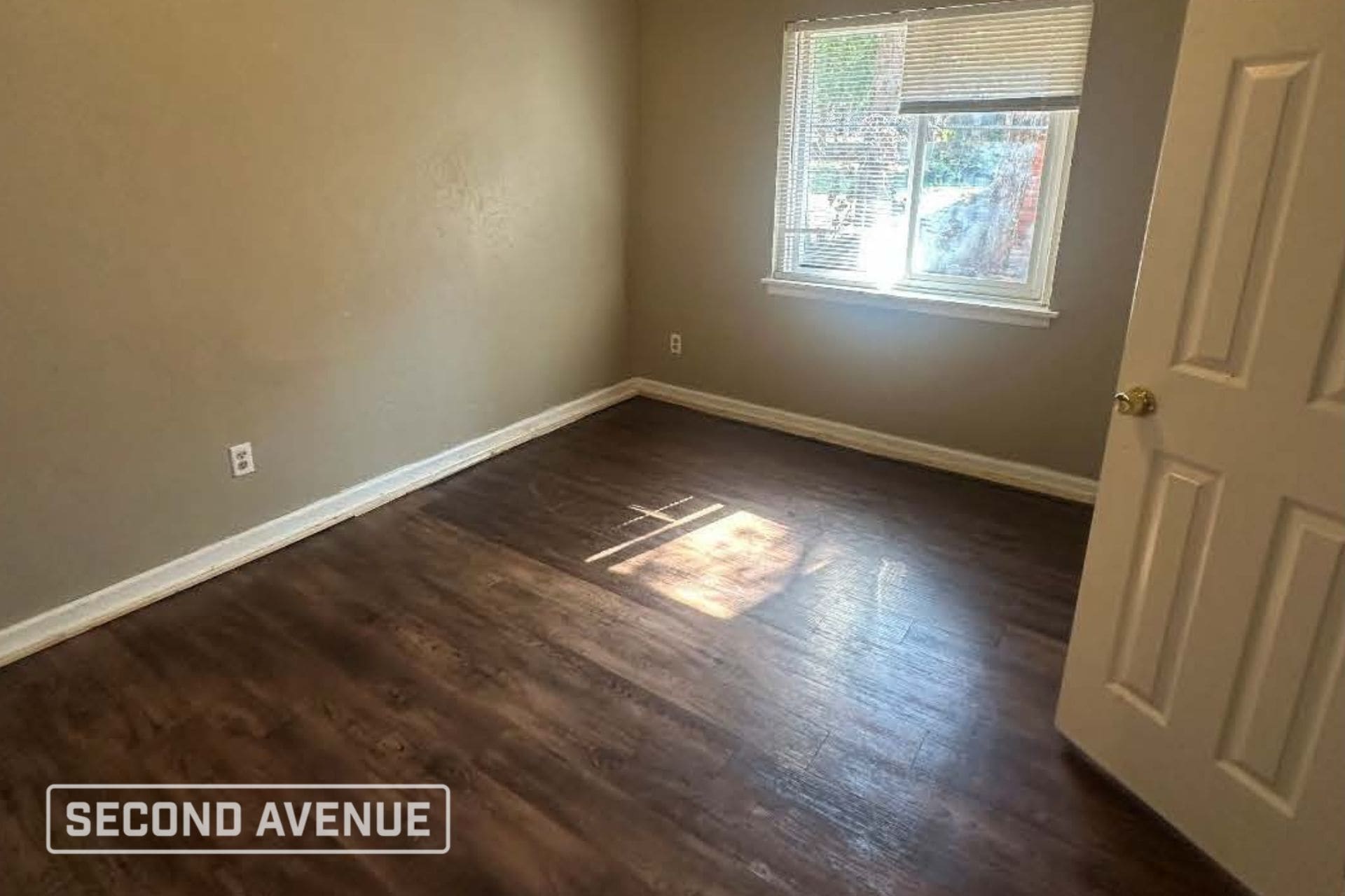 Building Photo - 1521 Meyers Pl