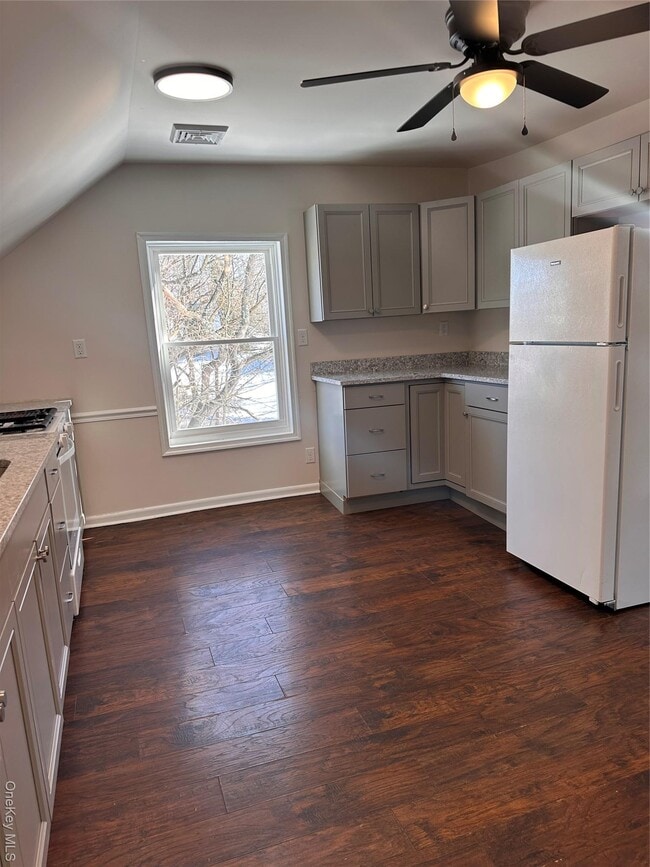 Building Photo - 50 South St