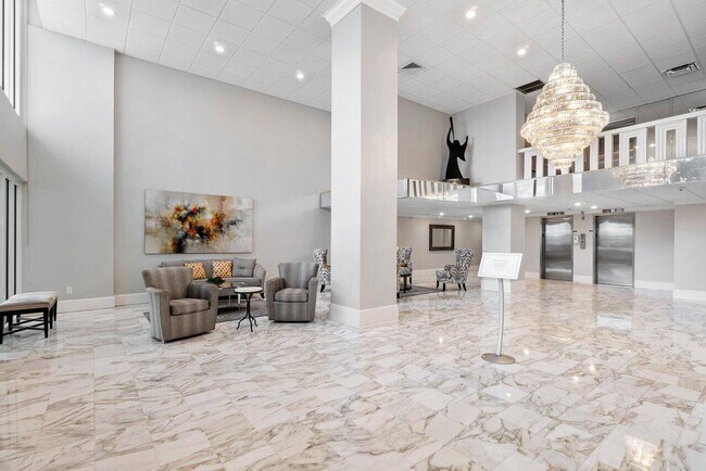 Building Photo - 3450 S Ocean Blvd