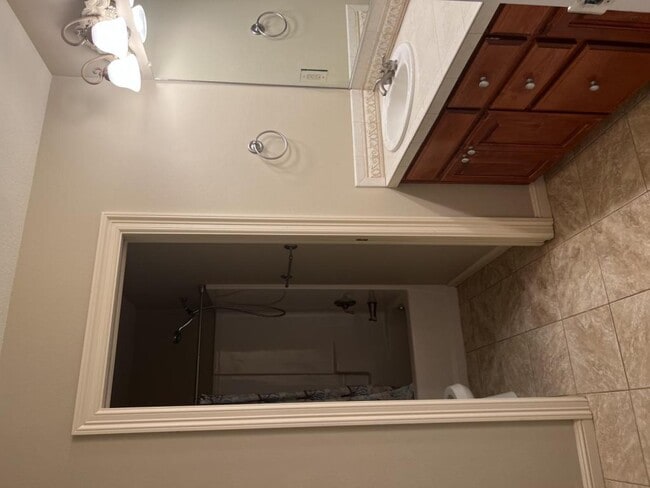 Building Photo - 15715 SE Bybee Dr