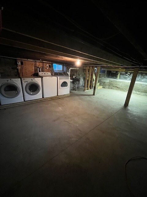 Building Photo - 25 Church St