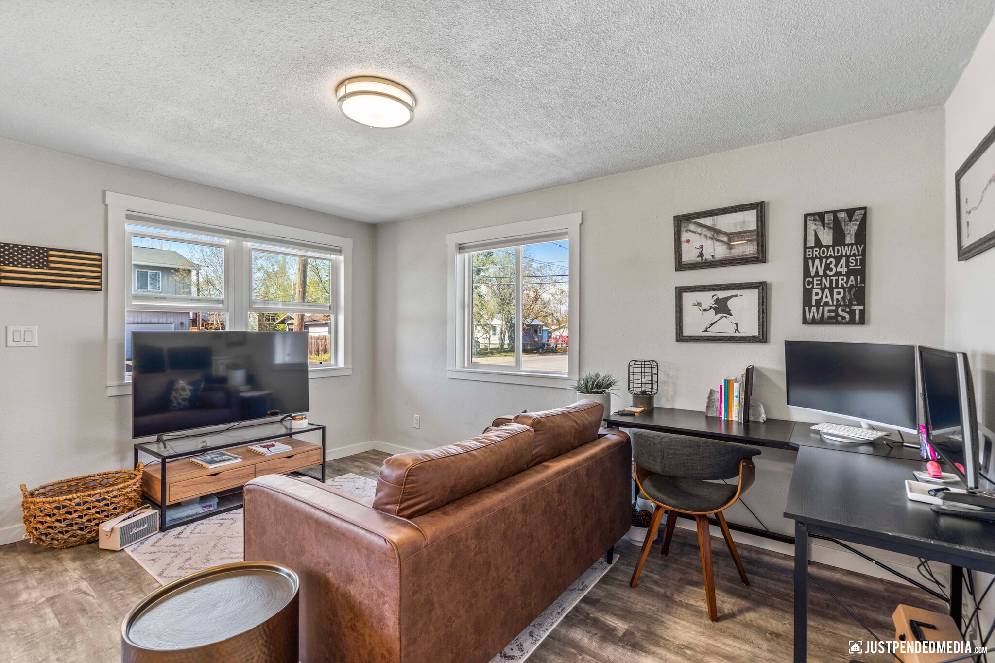 Furnished - 1027 Juneau St