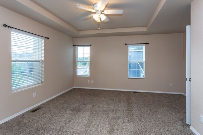 Building Photo - Beautiful 3-Bedroom Home Near Powers Corridor!