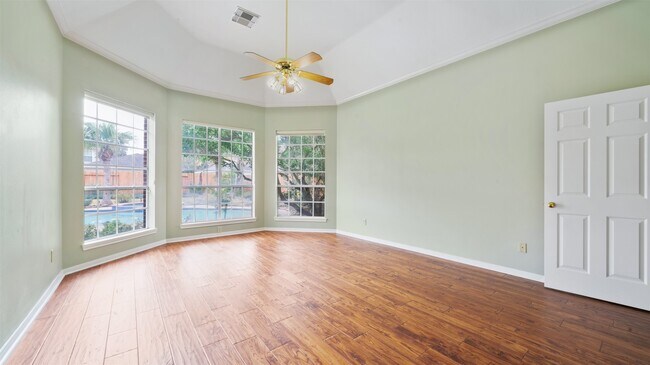 Building Photo - 22307 Fairbay Dr