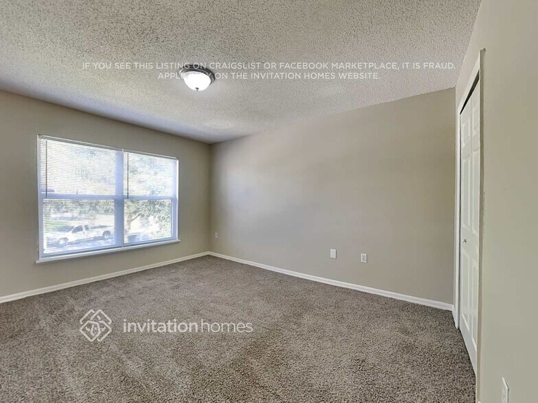 Building Photo - 13006 Waterbourne Dr