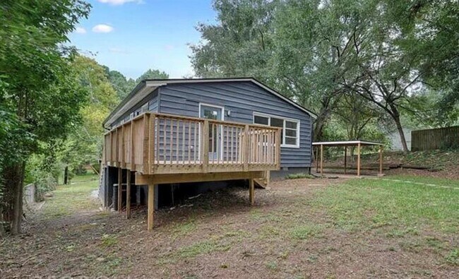 Building Photo - 3119 Piper Dr