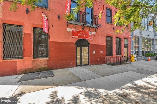 Building Photo - 1406-10 Fairmount Ave