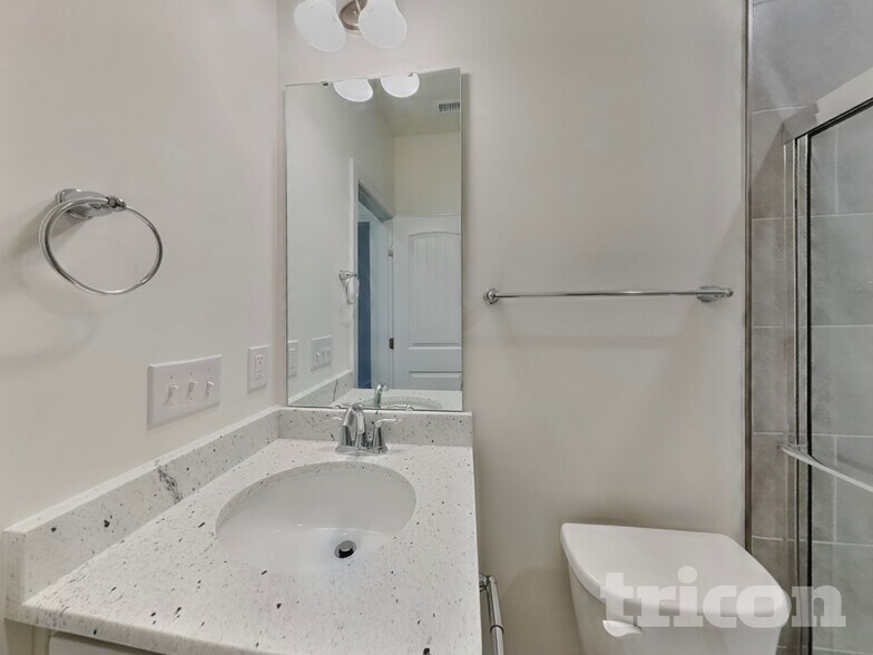 Building Photo - 129 Stallion Way