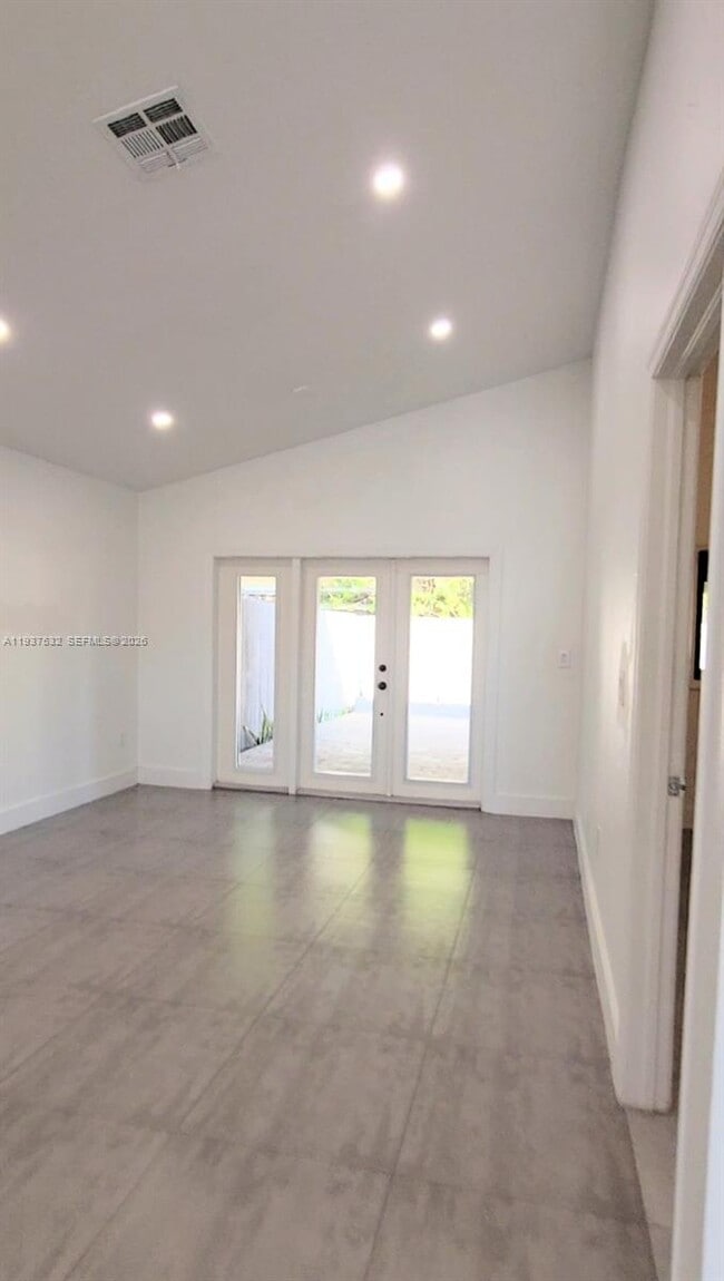 Building Photo - 22225 SW 100th Ave