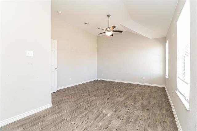 Building Photo - 623 Green Mound Dr