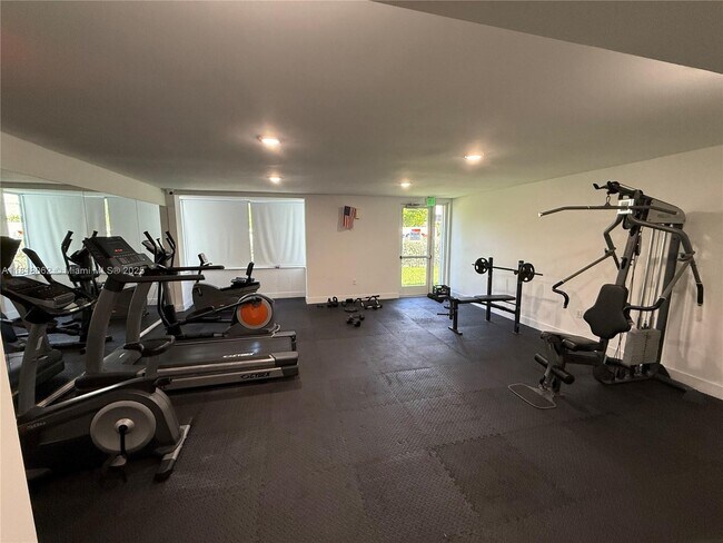 Building Photo - 250 180th Dr