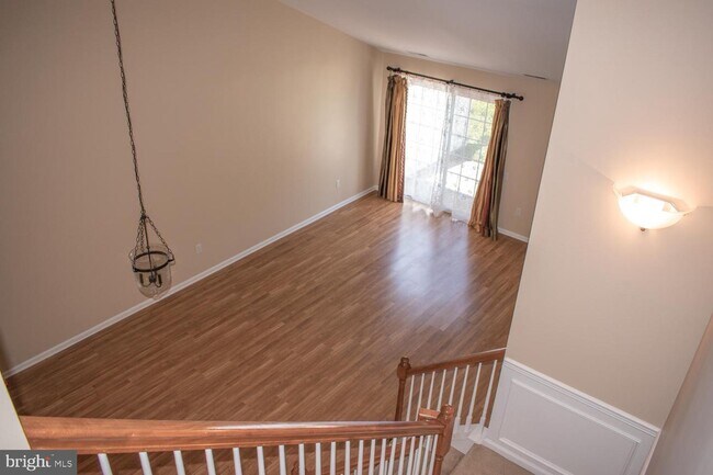 Building Photo - 5 Brecht Rd