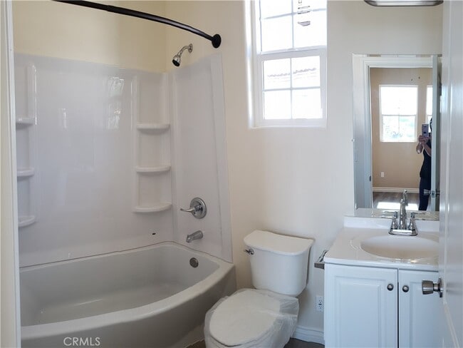 Building Photo - 1036 Fernleaf-
