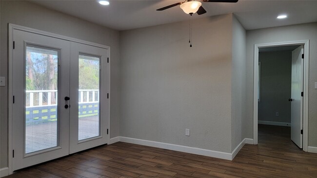 Building Photo - 2200 Joe Rushing Ln