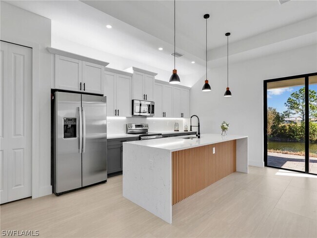 Building Photo - 1723 NW 7th Ave