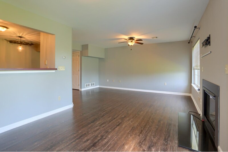 Building Photo - 226 Sparrow Rd