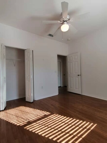 Building Photo - 4847 NW 78th Rd