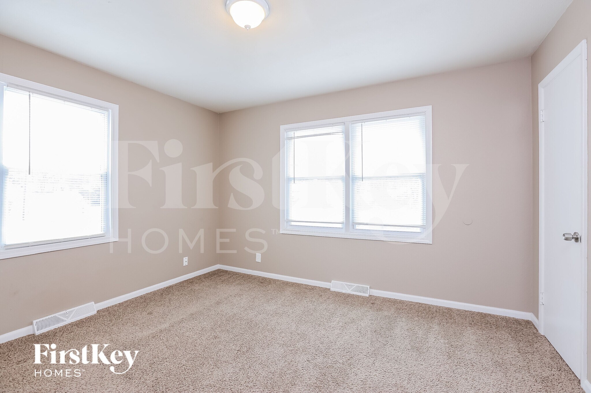 Building Photo - 1104 Kearney Rd