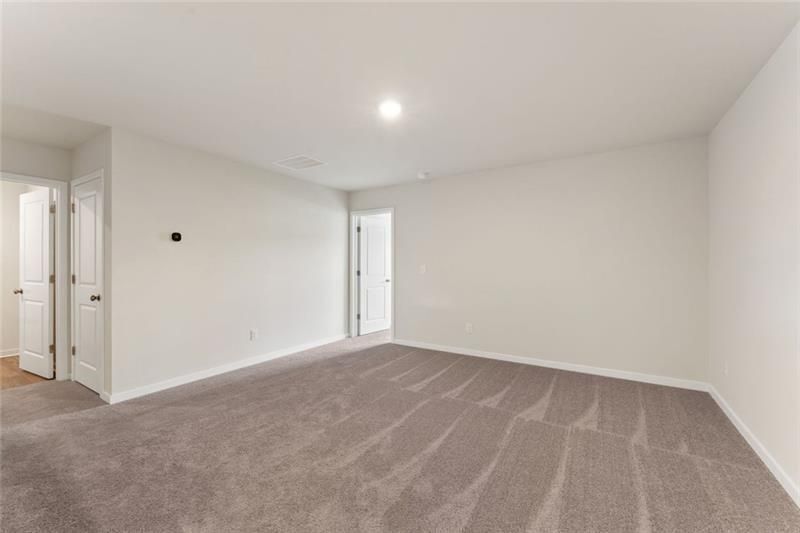 Building Photo - 1303 Farmers Loop