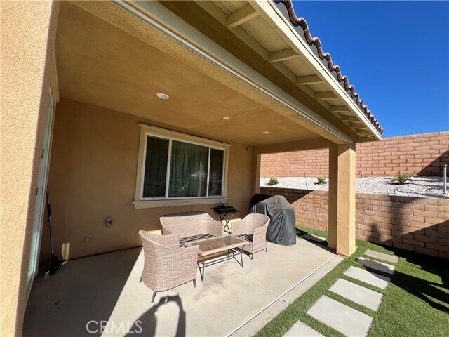 Building Photo - 11375 Vista