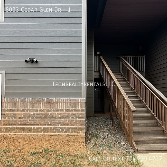Building Photo - 8033 Cedar Glen Dr