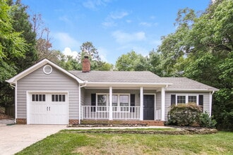 Building Photo - 105 Interlaken Pl